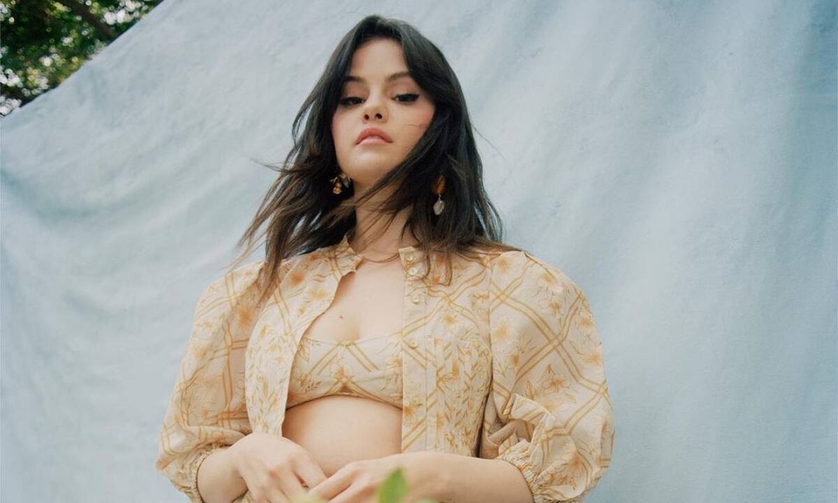 Έχεις δει τη Selena Gomez με μαγιό; Μάλλον ήρθε η ώρα