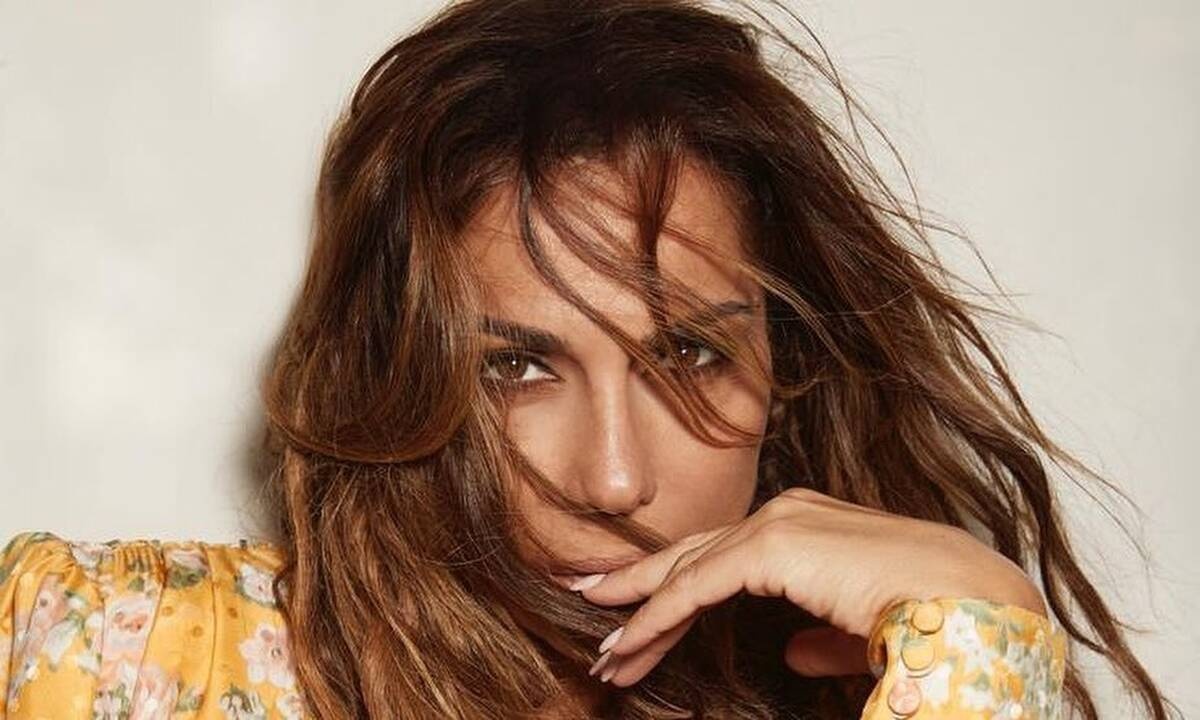 Δέσποινα Βανδή: «Θέατρο ήθελα να κάνω χρόνια, αλλά δεν με έπαιρναν»