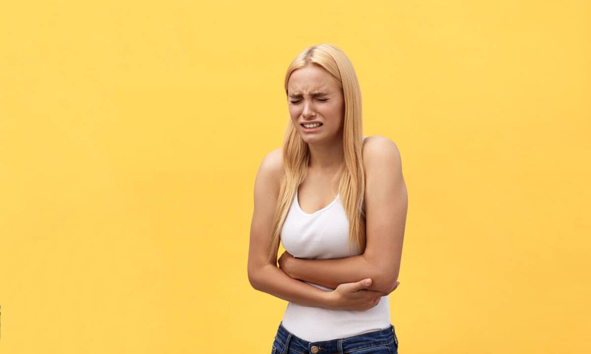 Γαστρίτιδα: 12 βασικά συμπτώματα που δεν πρέπει να αγνοήσετε (εικόνες)