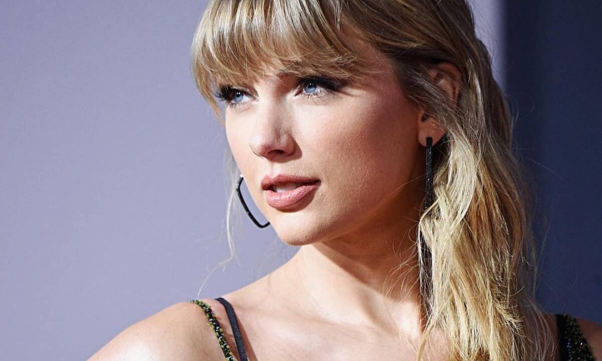 Taylor Swift: Η απρόσμενη κίνηση της που μας εξέπληξε