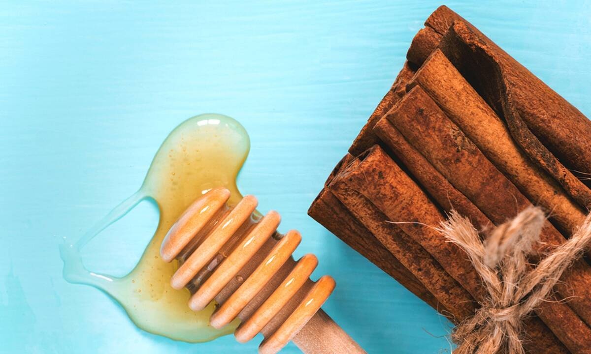 Μέλι & κανέλα: Ένας συνδυασμός με πολλές θεραπευτικές ιδιότητες (εικόνες)