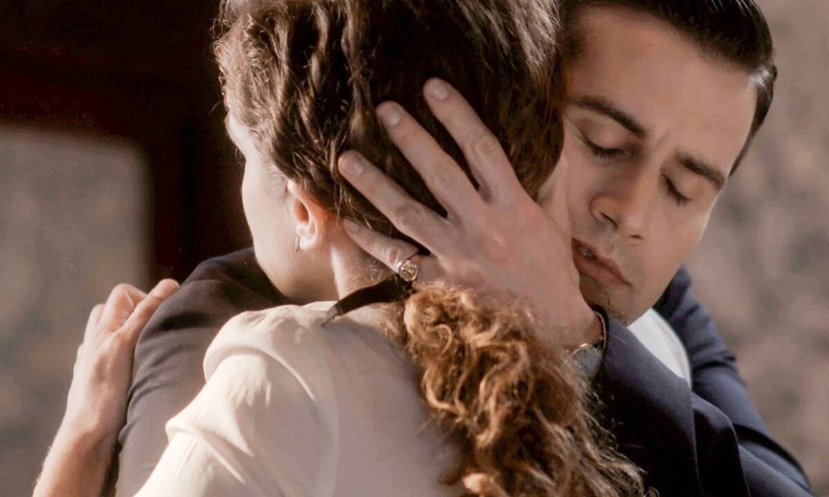 Άγριες Μέλισσες: Ασημίνα-Νικηφόρος σε οσκαρική ερμηνεία και το Twitter τους αποθέωσε (photos)