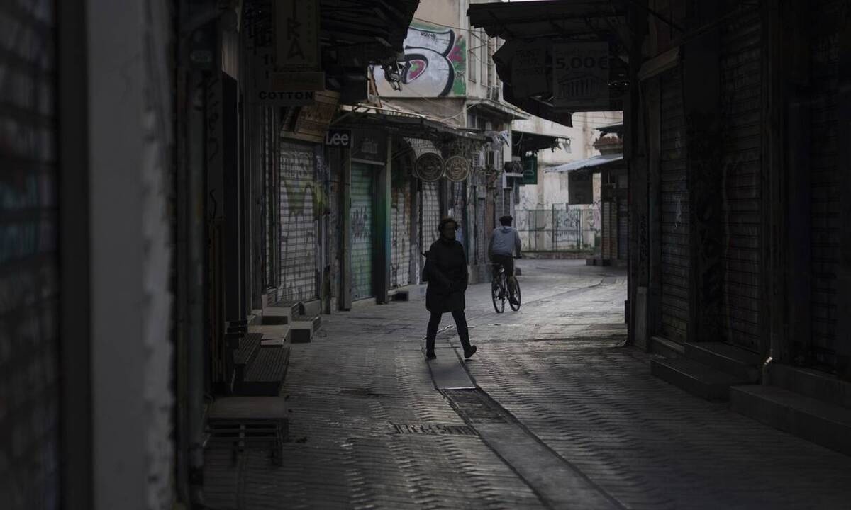 Κρούσματα σήμερα: «Έκρηξη» και νέο «μαύρο ρεκόρ - Ακόμα και 4.000 οι νέες μολύνσεις