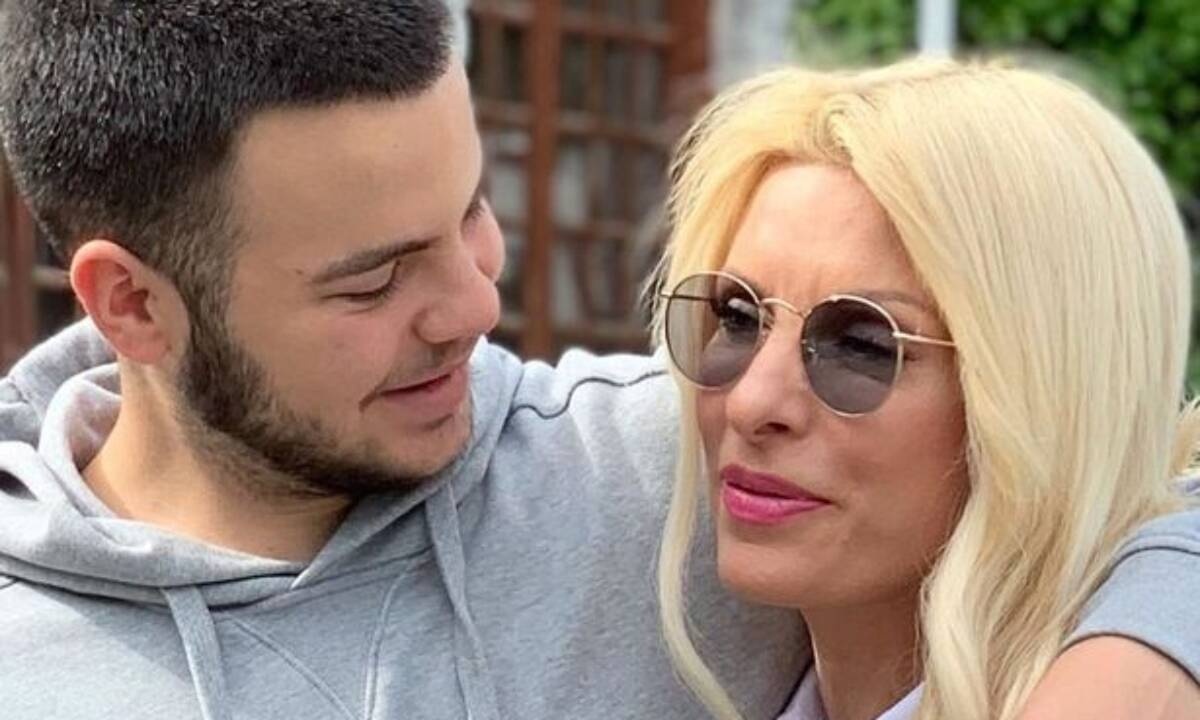 Οι νέες φώτο του Άγγελου Λάτσιου δια χειρός Γαίας Μερκούρη