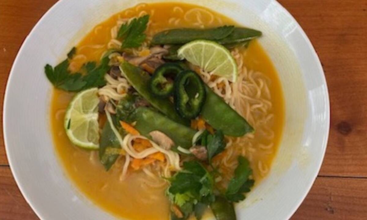 Γράφει η Majenco για το Queen.gr: Συνταγή για Healthy Vegan Curry Ramen Noodles