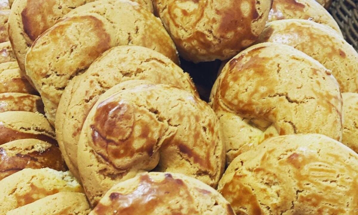 Τα δύο μυστικά για να πετύχουν τα Πασχαλινά κουλούρια (photos)