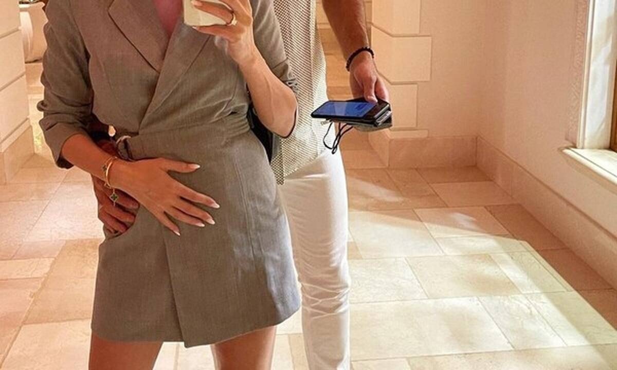 Θα γίνουν γονείς- Η φωτογραφία που πρόδωσε την εγκυμοσύνη και τα σχόλια (pics)