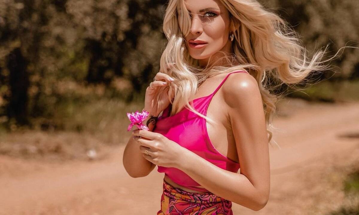 Η Κατερίνα Καινούργιου έκανε το μανικιούρ που θέλουμε όλες την άνοιξη