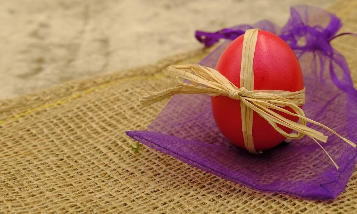 Δώρο Πάσχα 2021: Αύριο πληρώνεται - Ποιοι θα το λάβουν μειωμένο - Υπολογίστε ΕΔΩ το ποσό