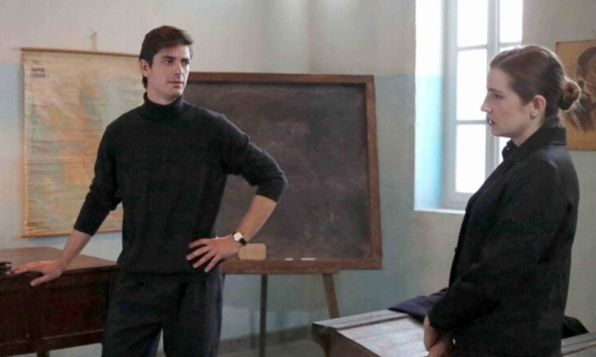 Άγριες Μέλισσες: Ο «Λάμπρος» έβαλε μαγιό και το σώμα του θα σε τρελάνει