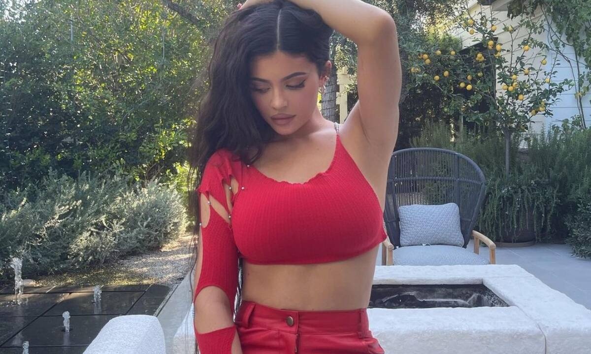 Εσύ ξέρεις τι τρώει καθημερινά η Kylie Jenner και έχει τέτοιο σώμα;