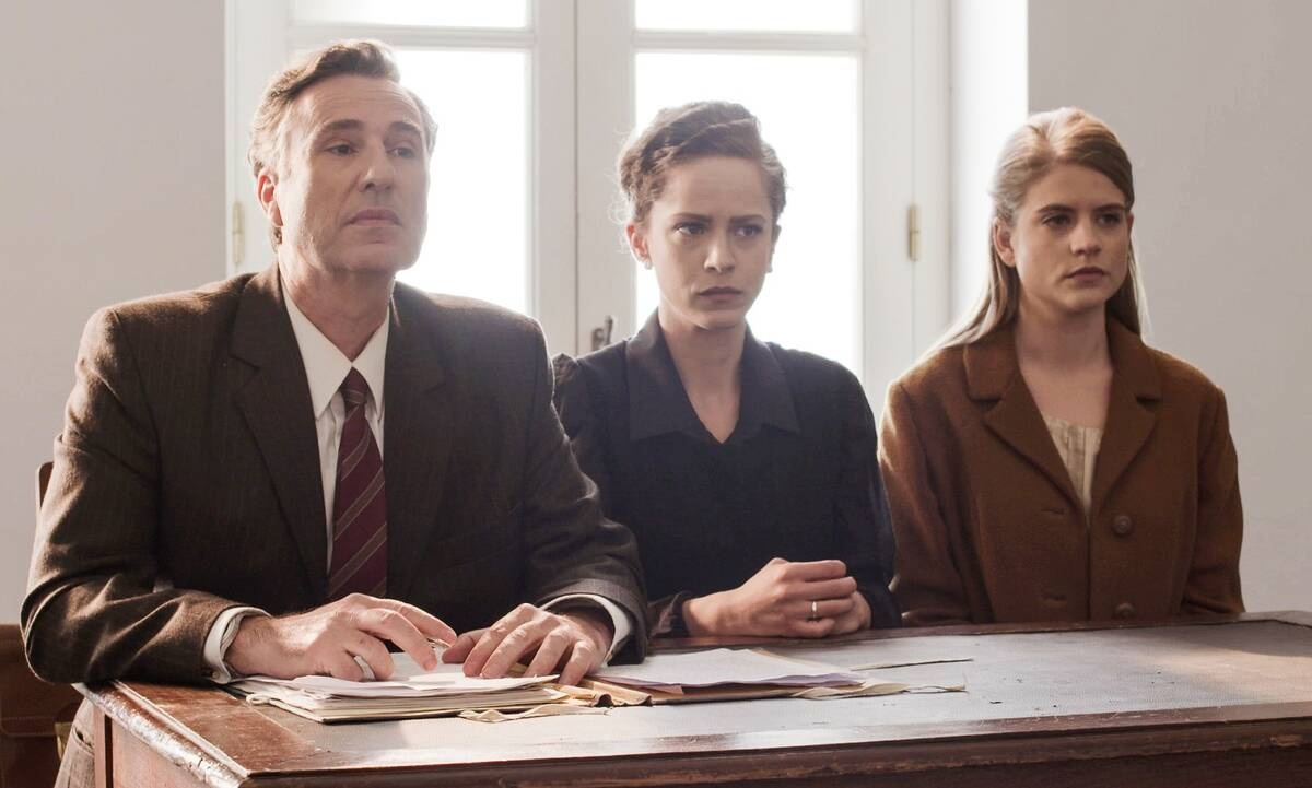 Άγριες Μέλισσες: Η Ασημίνα με τη Δρόσω έρχονται αντιμέτωπες με τον Νικηφόρο