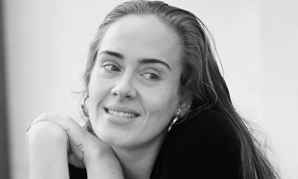 Adele: Έφυγε από τη ζωή ο πατέρας της - Βαρύ πένθος για την τραγουδίστρια