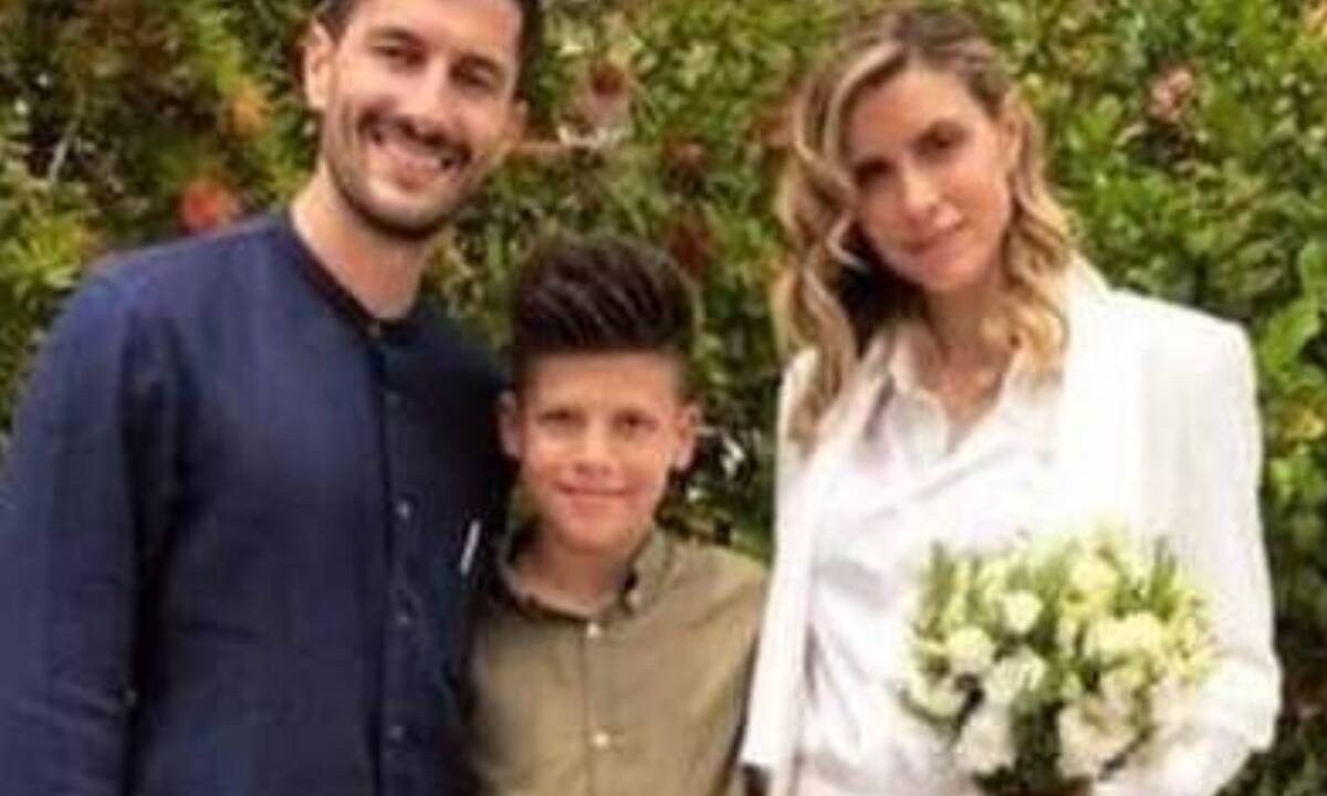 Κρυφός γάμος: Ο κούκλος ποδοσφαιριστής και η νύφη που φόρεσε κοστούμι