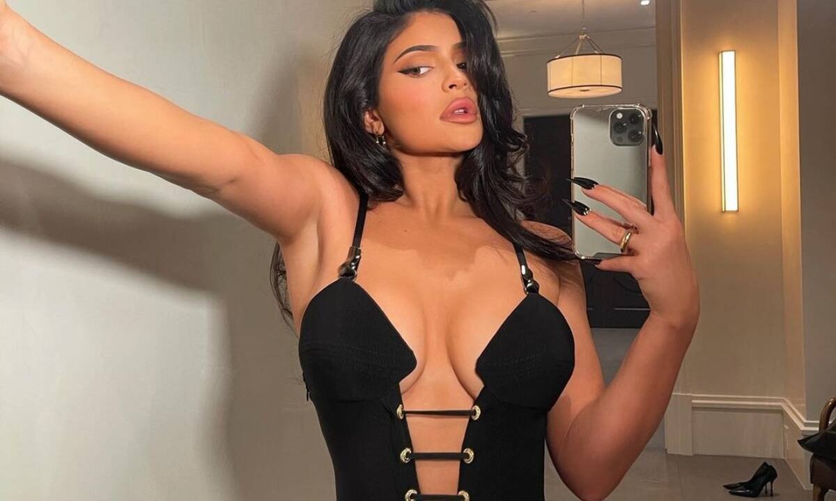 Kylie Jenner: Διαψεύδει τις φήμες επανασύνδεσης με τον πρώην της