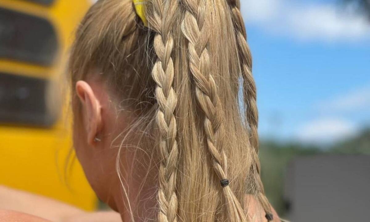 Κάνε το κόλπο της Φαίης Σκορδά στην αλογοουρά σου