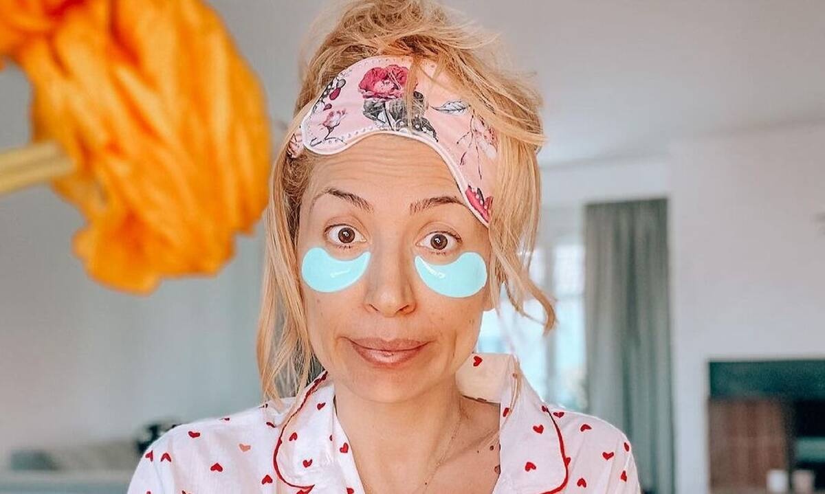 Μαρία Ηλιάκη: Εξιτήριο από το μαιευτήριο - Στο σπίτι με τη νεογέννητη κόρη της