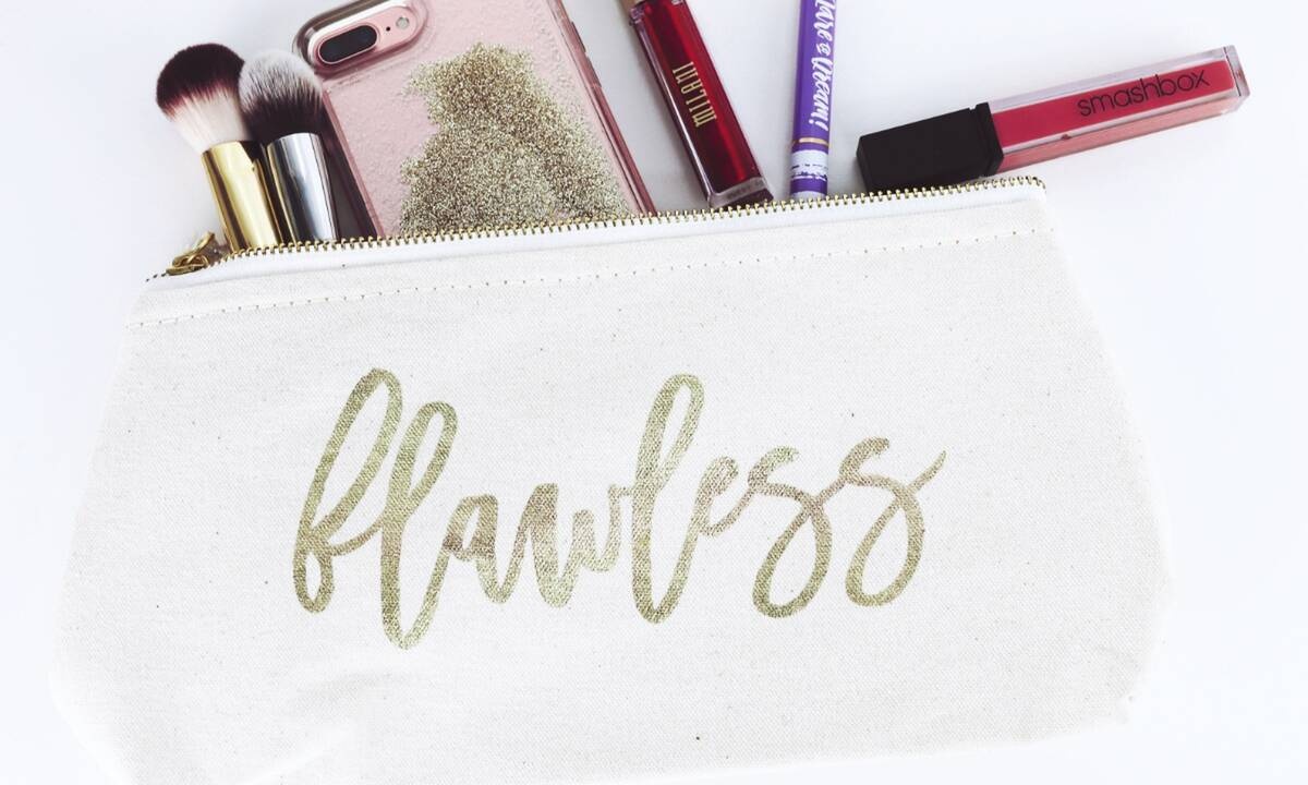 5+2 προϊόντα που δεν πρέπει να λείπουν από το καλοκαιρινό νεσεσέρ σου