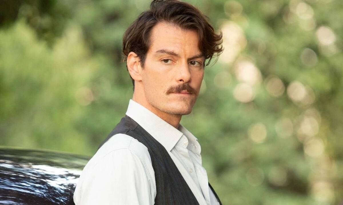 Άγριες Μέλισσες: Η απρόσμενη αποκάλυψη του Κωνσταντή για τη σειρά (vids)