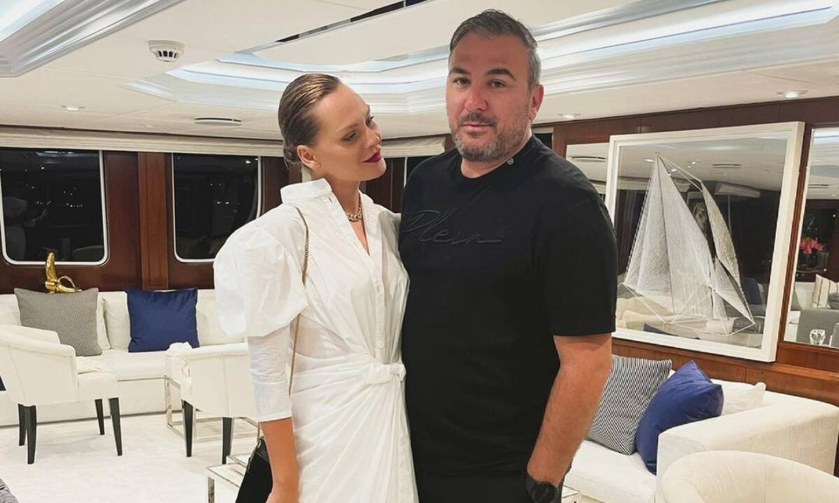 Υβόννη Μπόσνιακ: Η τρυφερή φωτογραφία με τον Ρέμο στα γενέθλιά της