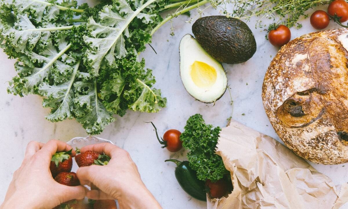 5 τροφές που θα σε βοηθήσουν να χάσεις βάρος