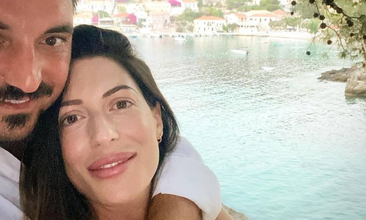 Φλορίντα Πετρουτσέλι: Δείτε πώς φωτογράφισε τον σύζυγο και τον γιο της