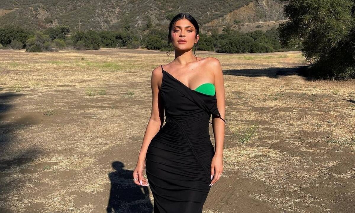 Kylie Jenner: Η photo με τα περισσότερα likes δεν είναι αυτή που περίμενες