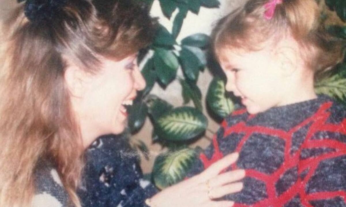 Μαντεύεις ποιο είνα το κοριτσάκι της φωτογραφίας;