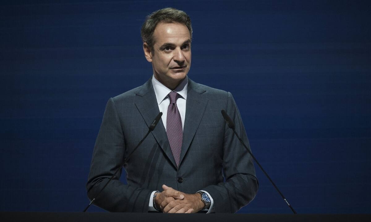 Μητσοτάκης: 150 ευρώ με προπληρωμένη κάρτα στους νέους 18-25 ετών με την πρώτη δόση του εμβολίου