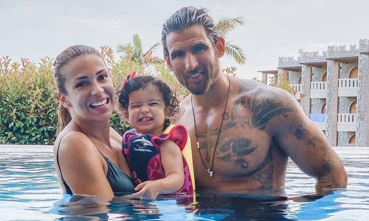 Ελένη Χατζίδου:Λιώνει για τη μικρή Μελίτα και φαίνεται σε κάθε της ανάρτηση