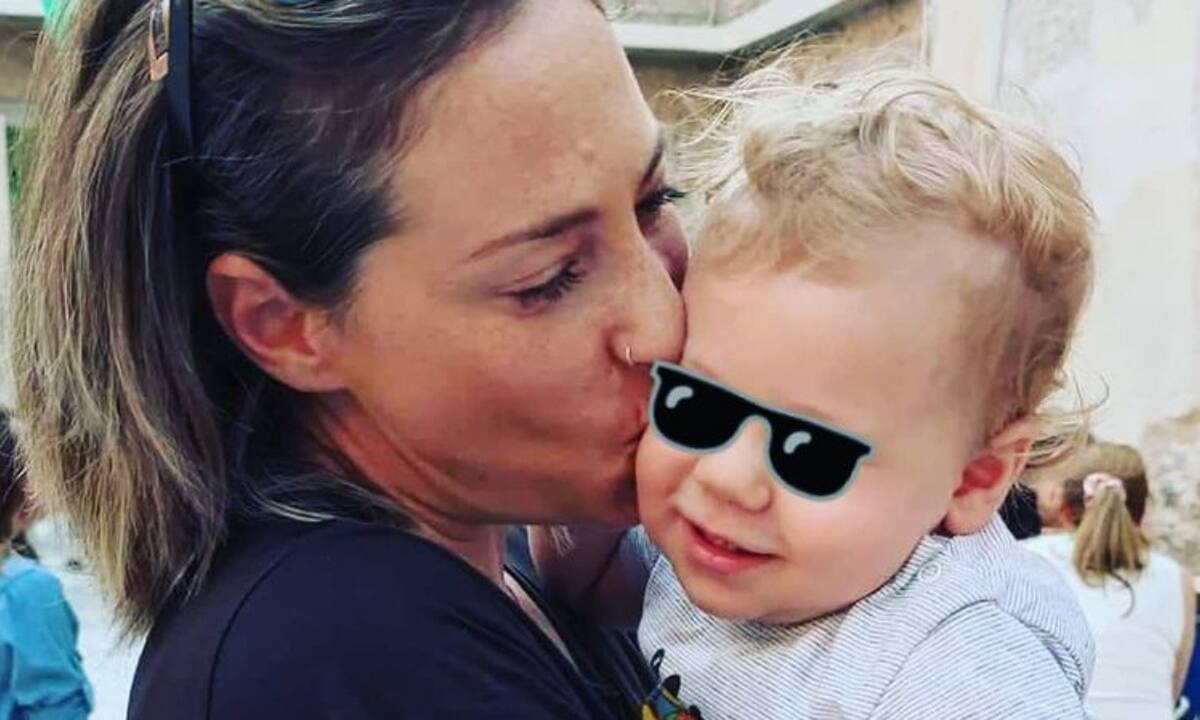 Αλεξάνδρα Ούστα: Δημοσίευσε μία υπέροχη οικογενειακή φωτογραφία (pics)