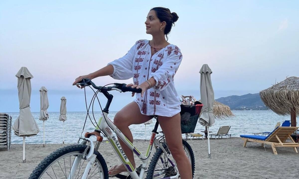 Σταματίνα Τσιμτσιλή: Μια περήφανη μαμά-Δείτε τις κόρες της να παίζουν πιάνο