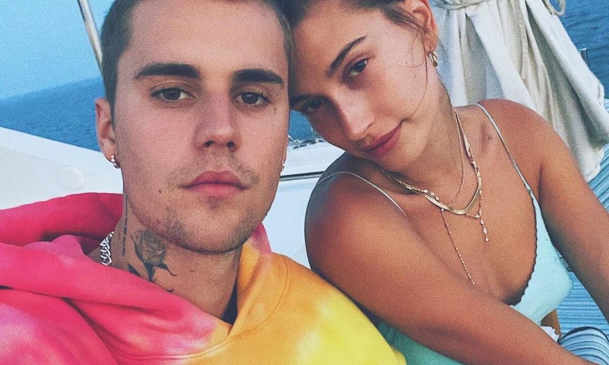 Hailey-Justin Bieber: Οι photos από τη Μύκονο σε στέλνουν κατευθείαν διακοπές