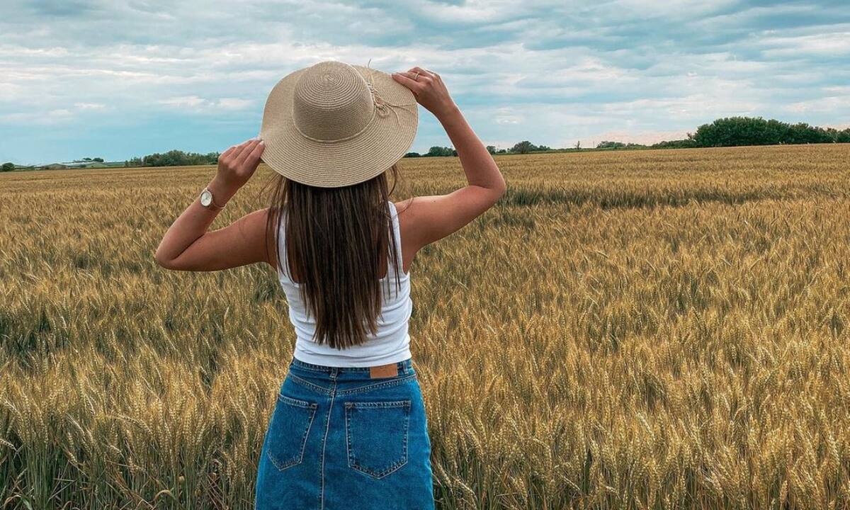 10 τζιν φούστες για τις βόλτες του Σαββατοκύριακου