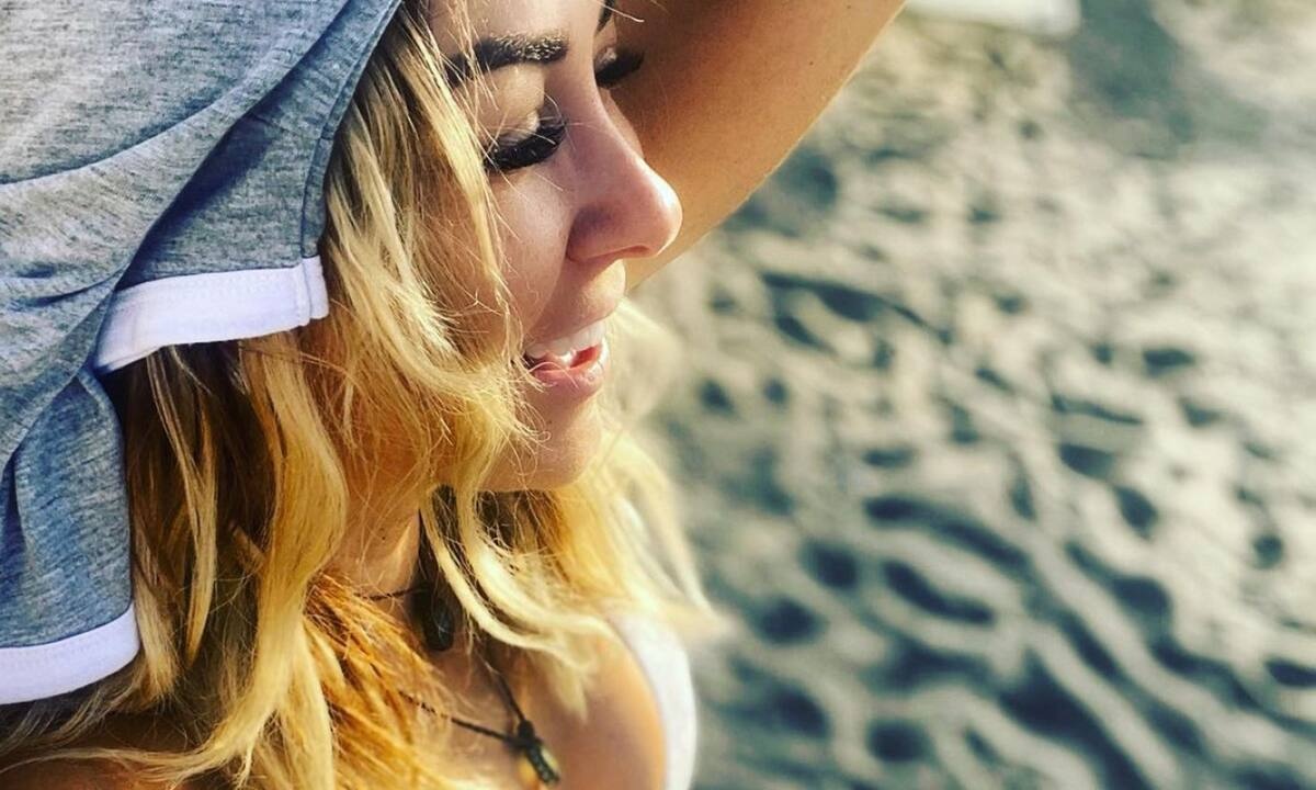 Μελίνα Ασλανίδου στα καλύτερά της: Η νέα θεϊκή εμφάνιση με μπικίνι (photos)