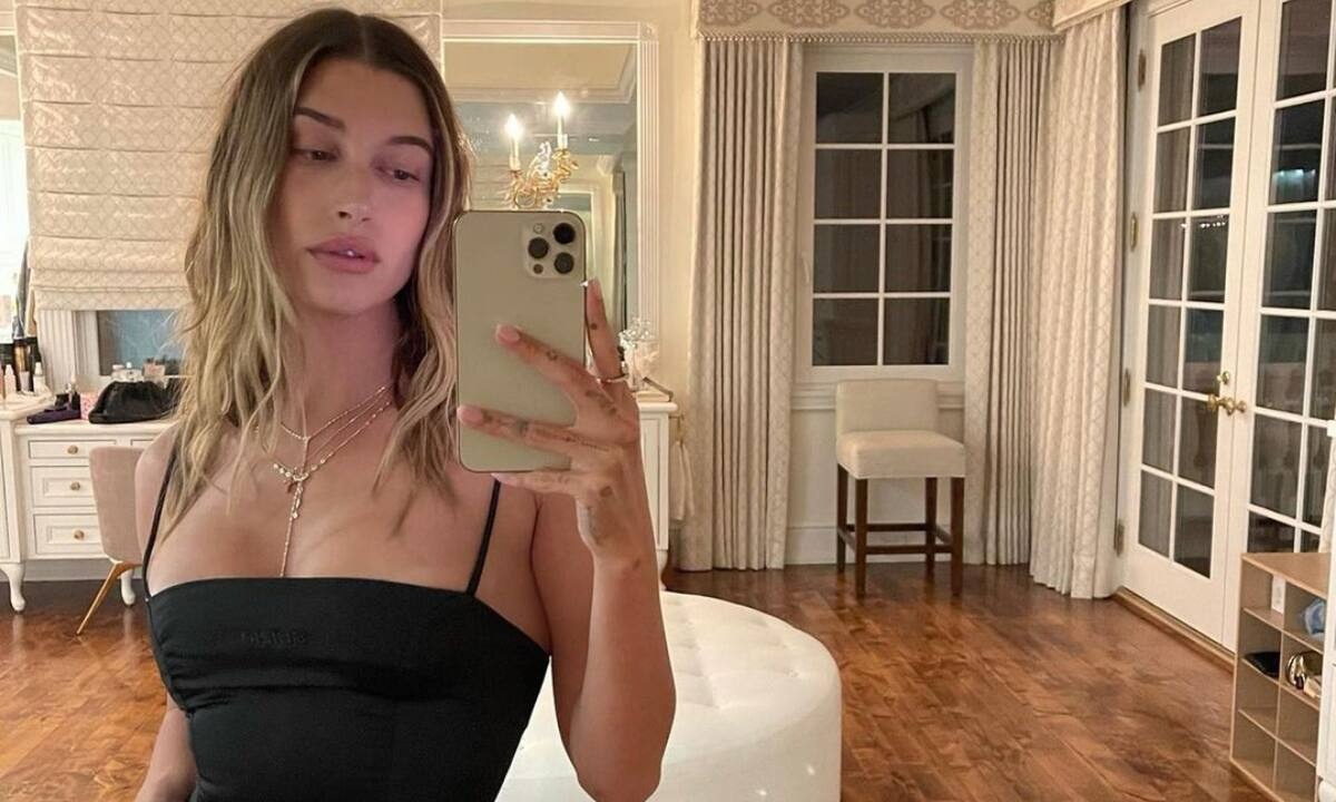 10 μαύρα mini φορέματα για τις βραδινές σου εξόδους