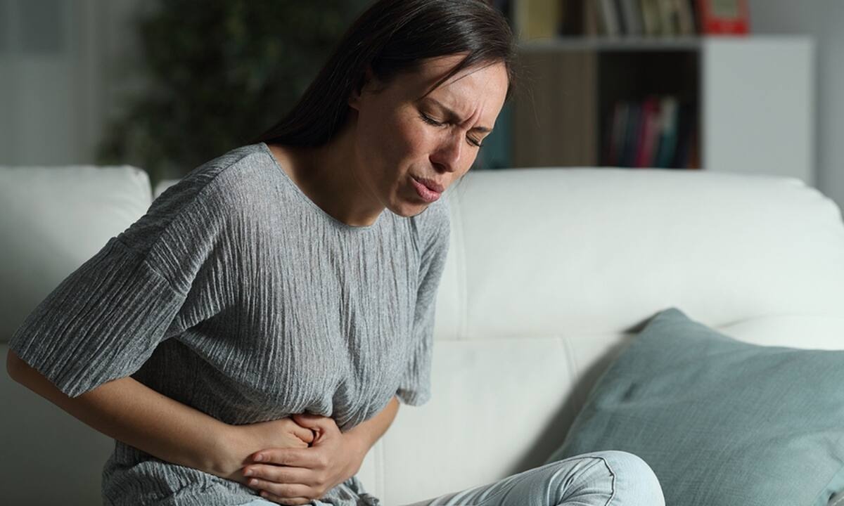 Γαστρίτιδα / Έλκος στομάχου: Το φρούτο που ανακουφίζει από τα συμπτώματα (video)