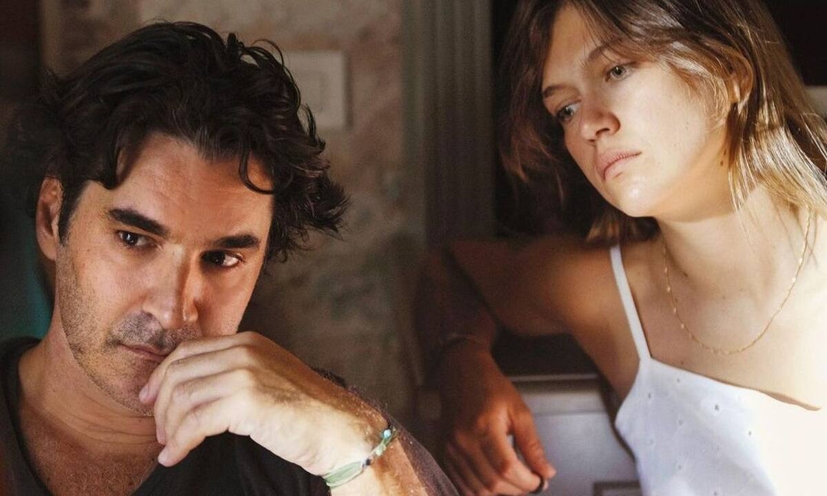 Ο Δάσκαλος: Όλα όσα πρέπει να γνωρίζετε για τη νέα σειρά του Παπακαλιάτη στο Mega!