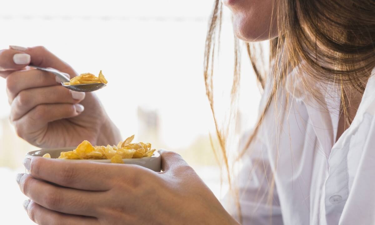 5 υγιεινές τροφές που φτιάχνουν και τη διάθεση