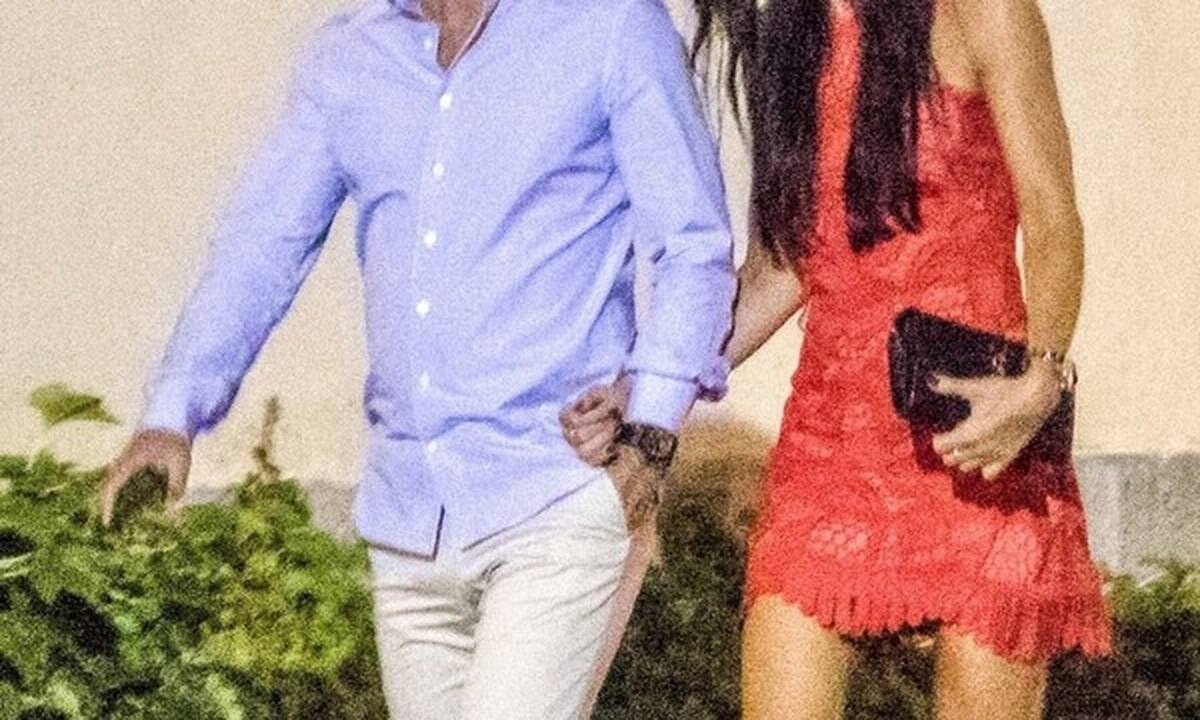 Απίστευτη καταγγελία: «Με κλοτσούσε στην πλάτη και με πέταξε γυμνή στο δρόμο!»