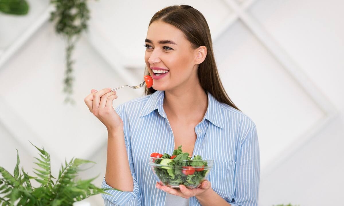 10 εύκολες συνταγές που θα σας βοηθήσουν να χάσετε βάρος
