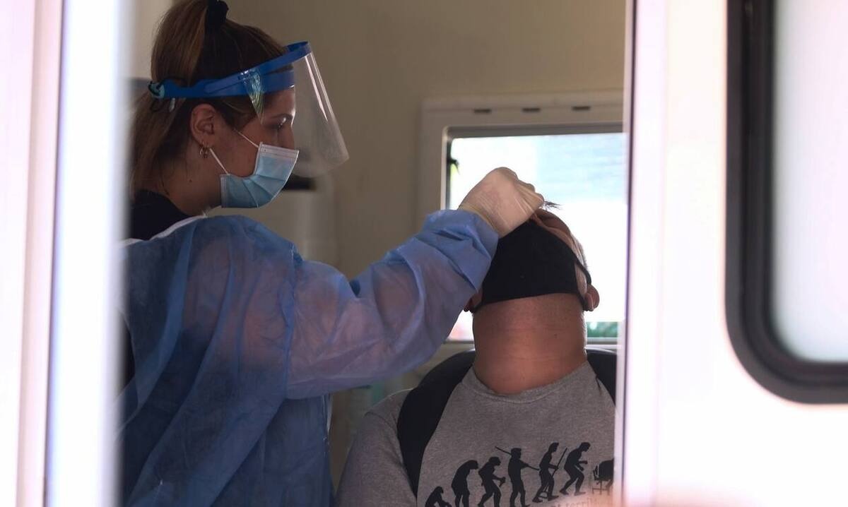 Κορονοϊός: Φόβοι για έκρηξη της πανδημίας το φθινόπωρο - «Δύσκολο να μεταστραφεί η αυξητική πορεία»