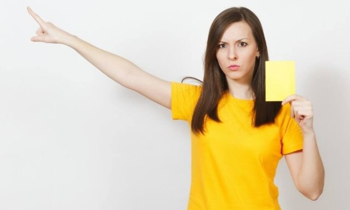 Τα 4 ζώδια που με ευκολία θα σου δείξουν την... κίτρινη κάρτα!