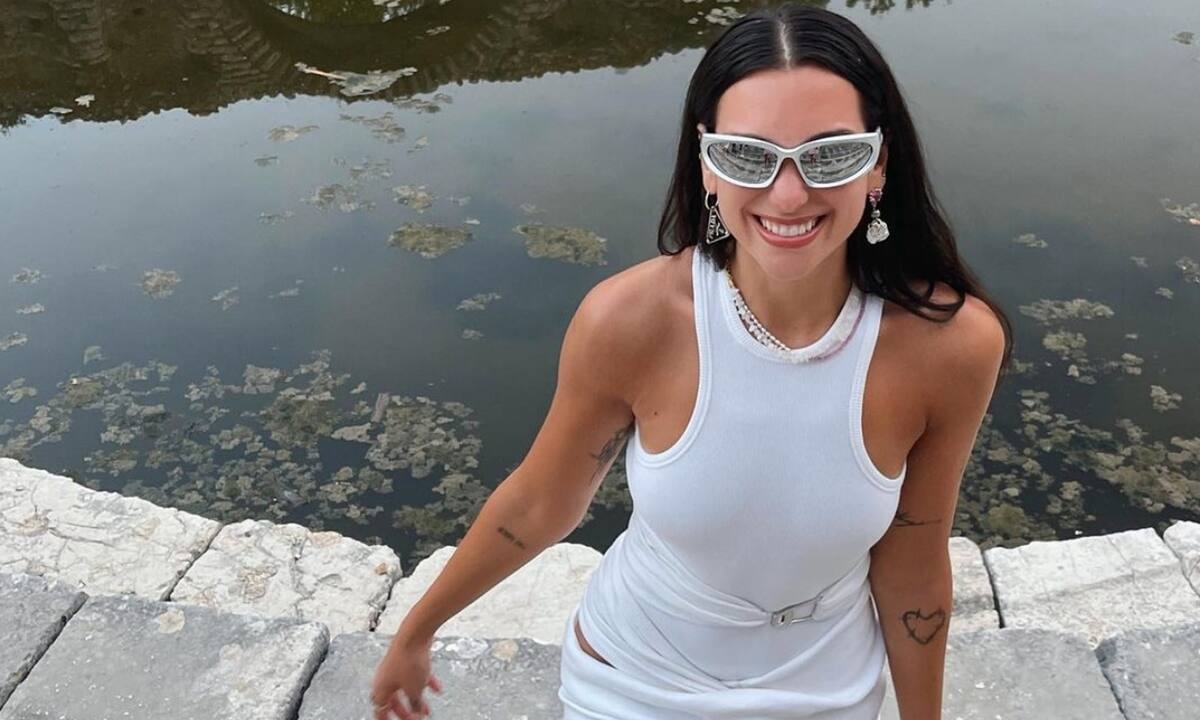 Πώς θα φορέσεις τα σκουλαρίκια σου για να εντυπωσιάσεις