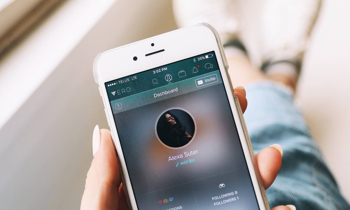 Έχεις κλειδώσει το κινητό σου με face ID; Δες πώς θα το ανοίξεις ακόμη κι αν φοράς μάσκα