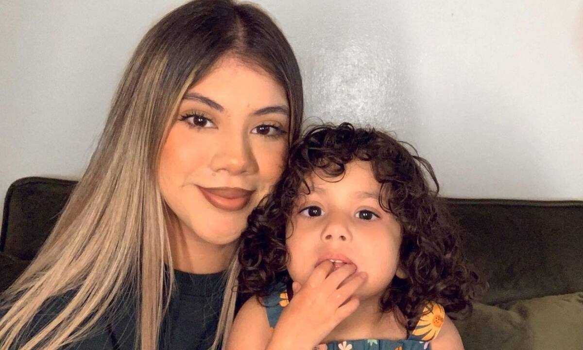 Τρίχρονο κορίτσι με σπάνιο σύνδρομο έχει πάνω από 1,5 εκατομ. φίλους στο TikTok (βίντεο)