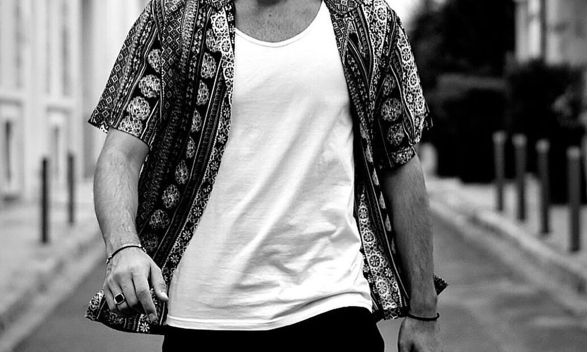 Στο νοσοκομείο γνωστός Έλληνας τραγουδιστής - Τι συνέβη;