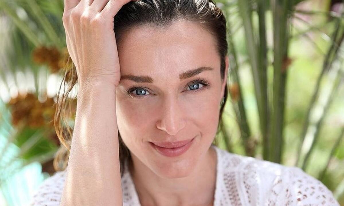 Κάτια Ζυγούλη: Ζωγραφίζει στην άμμο με τον μικρό της γιο