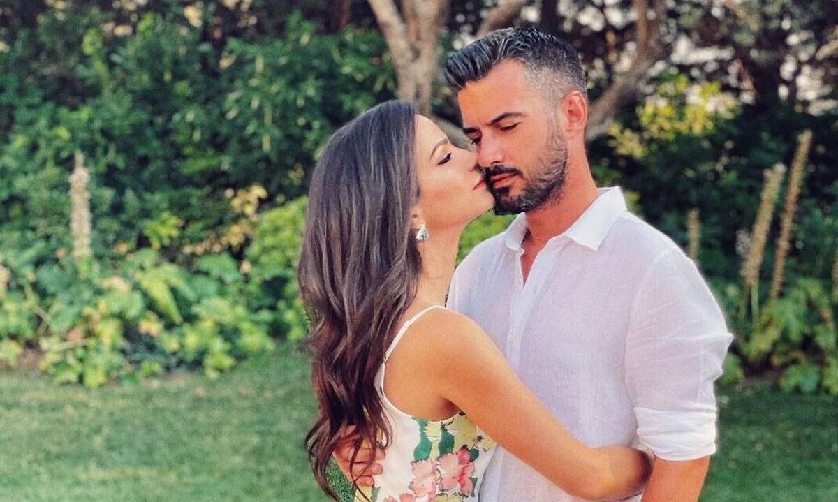 Τσιμιτσέλης: H Kατερίνα Γερονικολού έχει γενέθλια και της ευχήθηκε με μια σπάνια τρυφερή τους φωτό