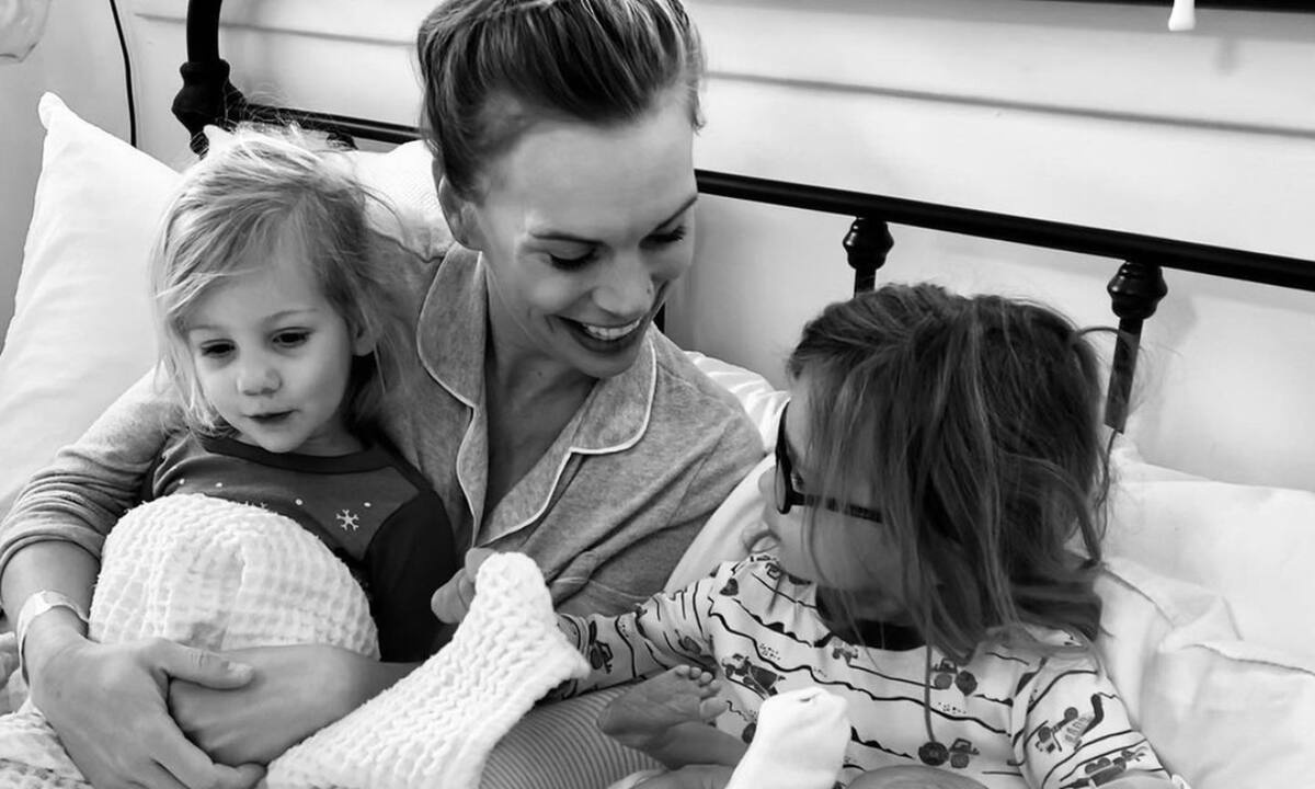 Δεν χρειάζεται να πείτε πολλά σε μια νέα μαμά, ξέρει τι πρέπει να κάνει